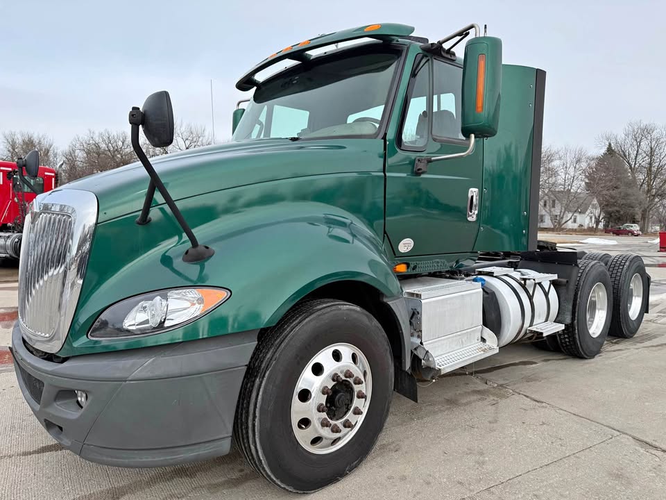 International PROSTAR