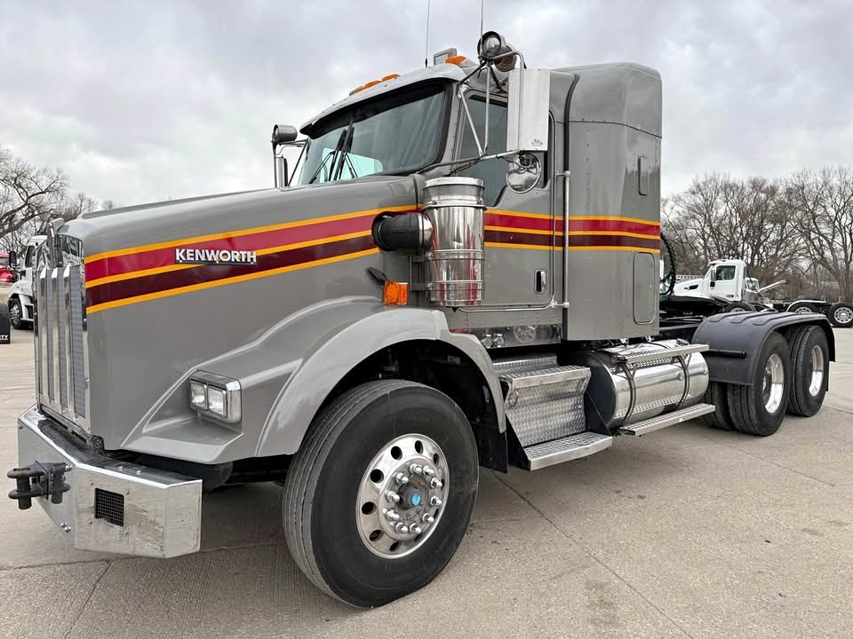 Kenworth T800