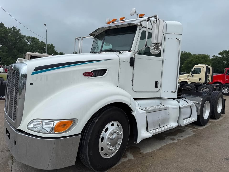 Peterbilt 386