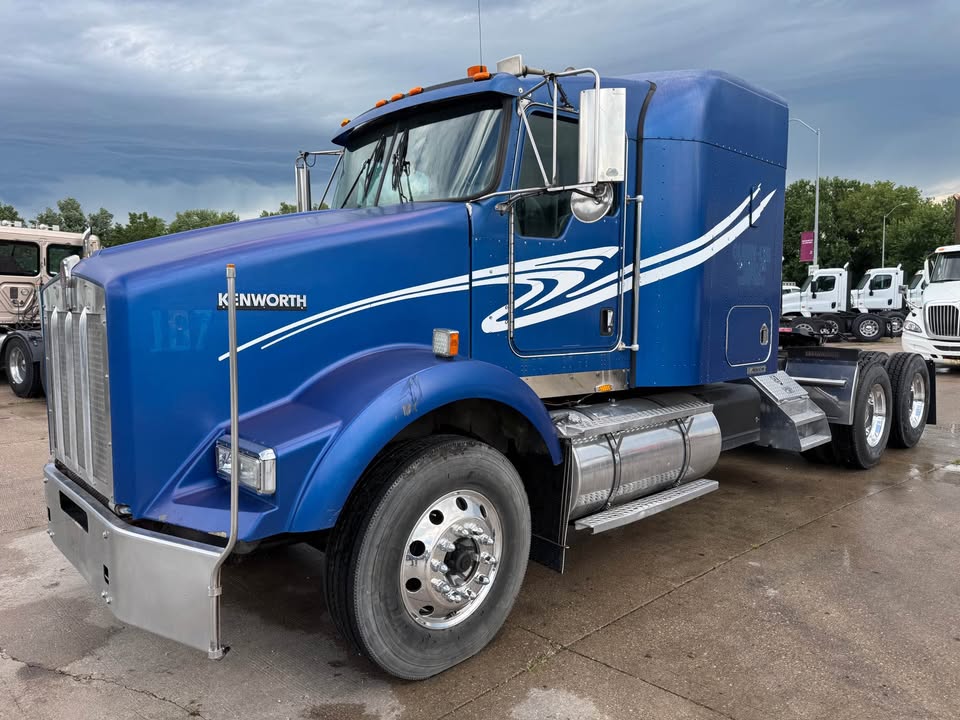 Kenworth T800