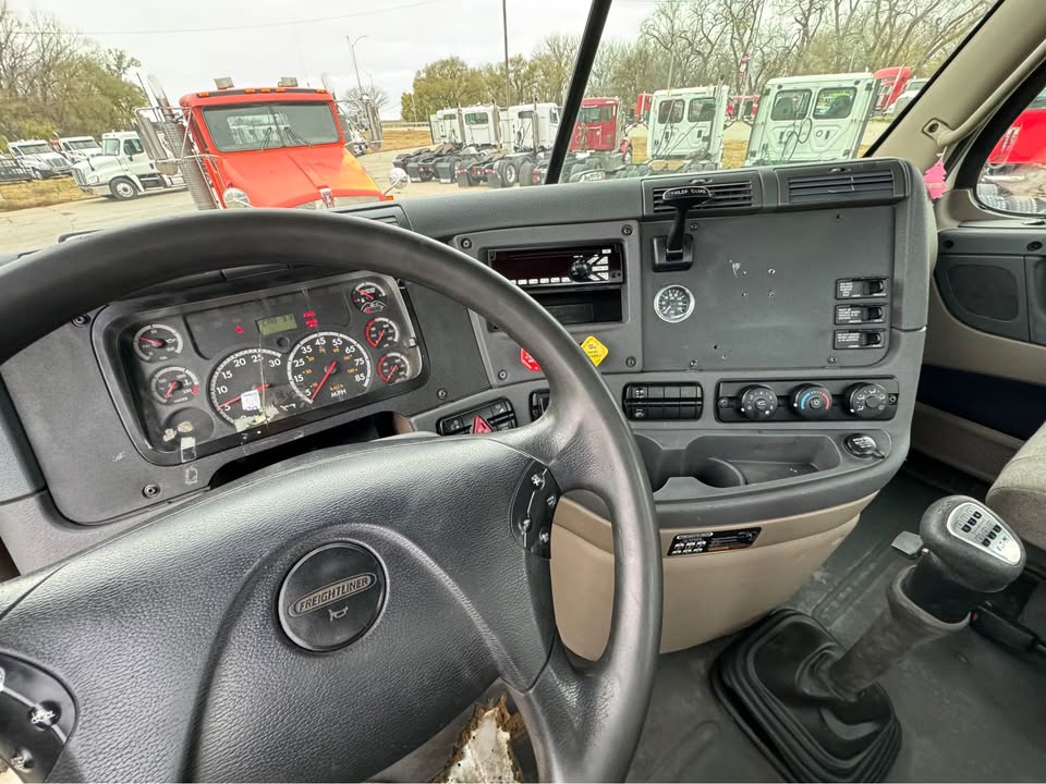 Photo 16
