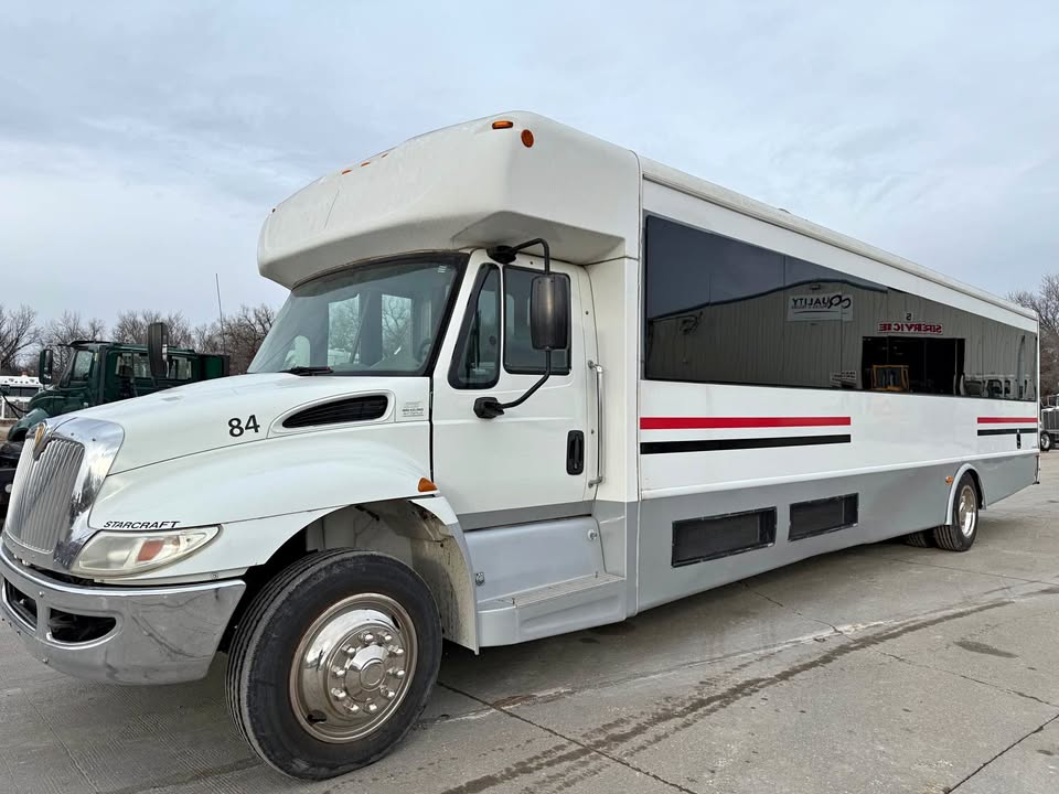 International DURASTAR 4300