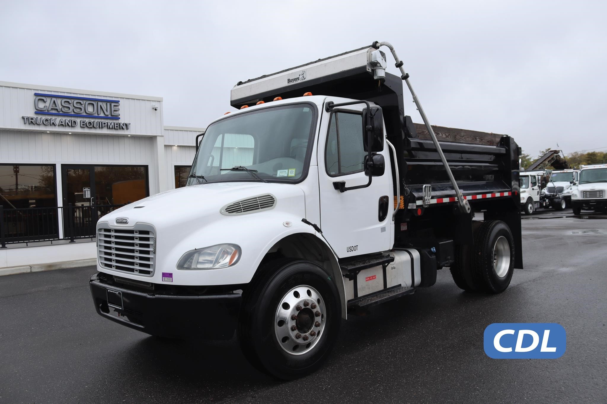 Freightliner BUSINESS CLASS M2 106