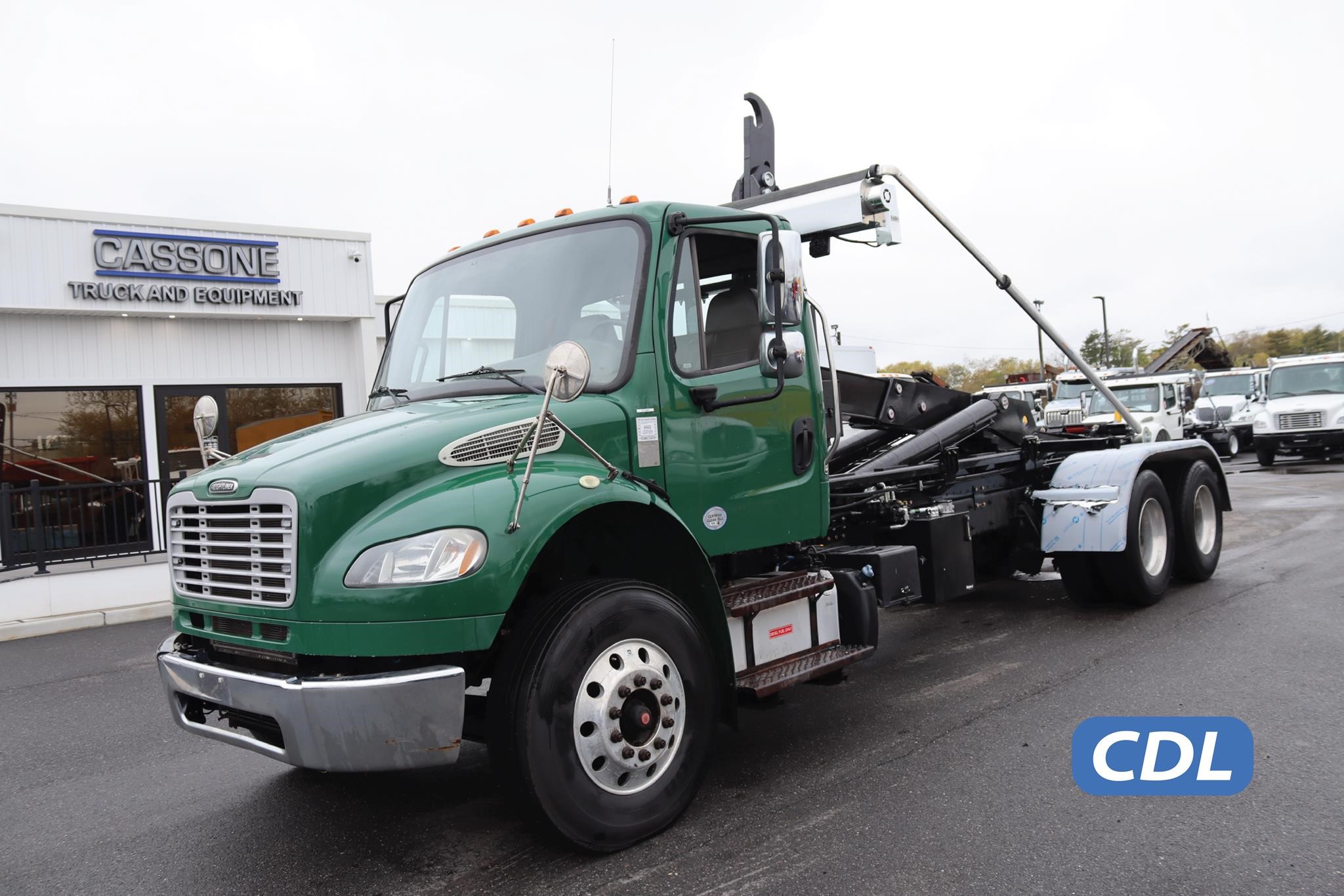 Freightliner BUSINESS CLASS M2 106