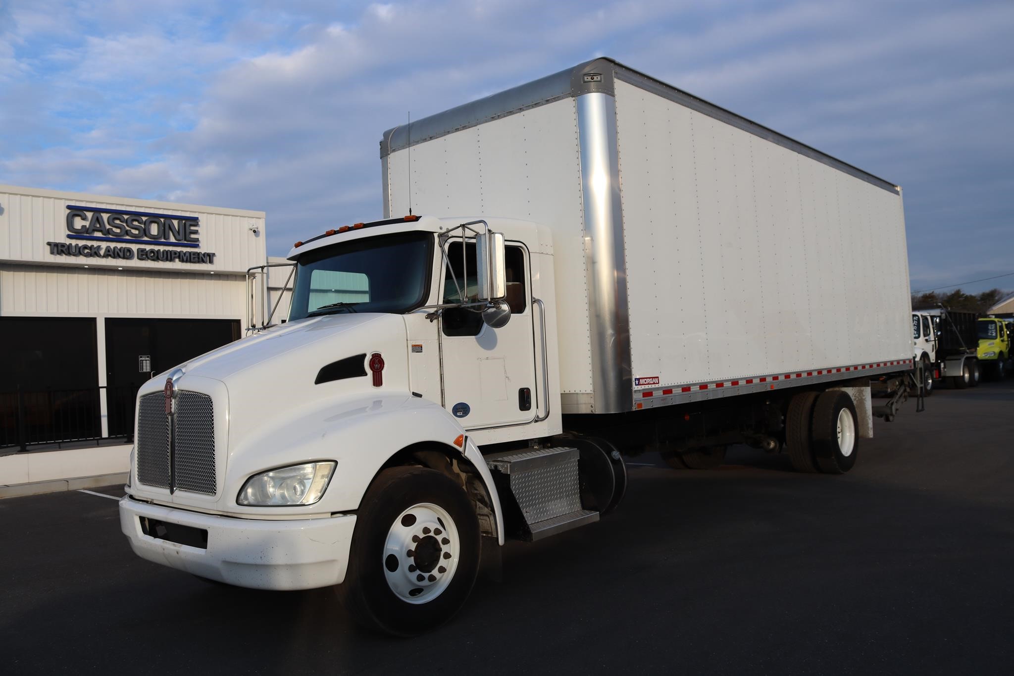 Kenworth T270
