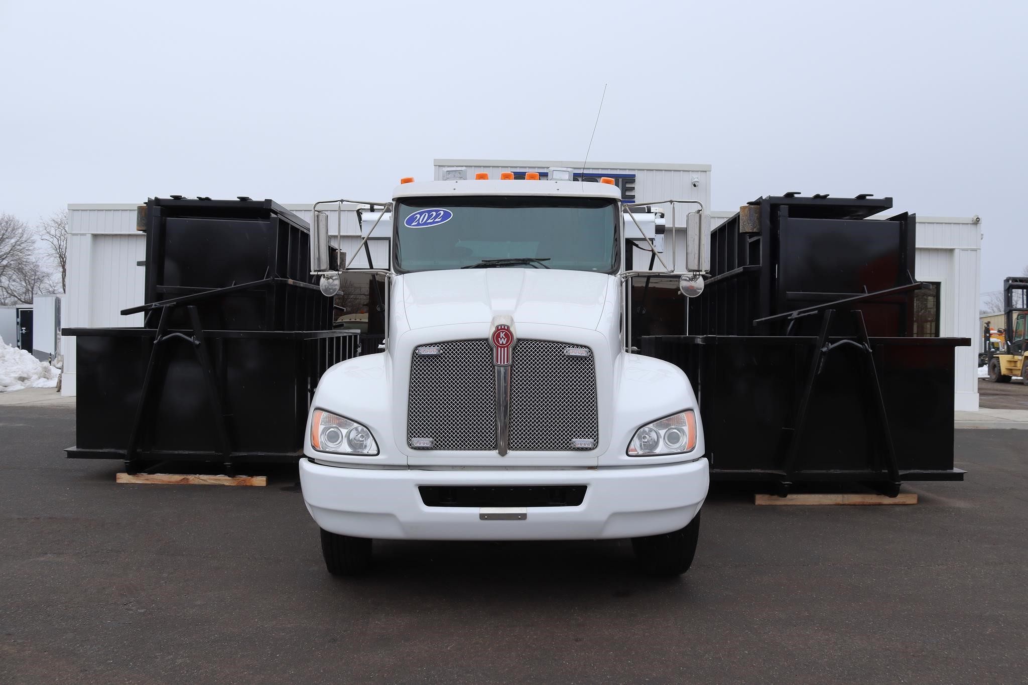 Kenworth T270