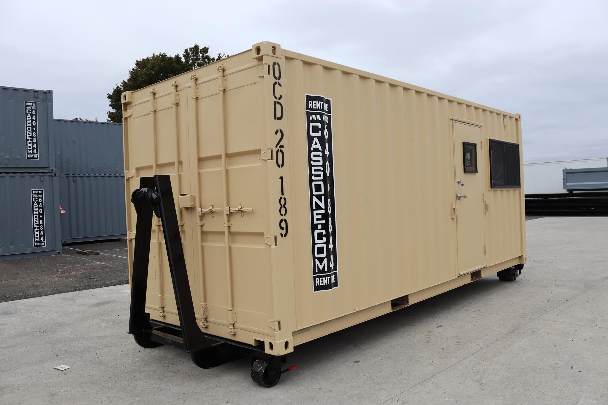 Custom 20 FT