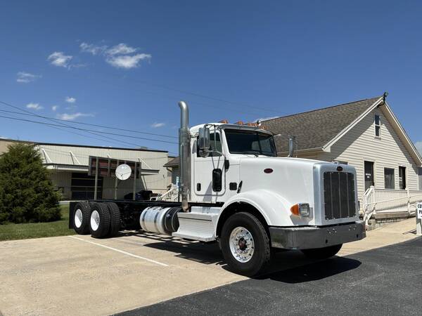 Peterbilt 367