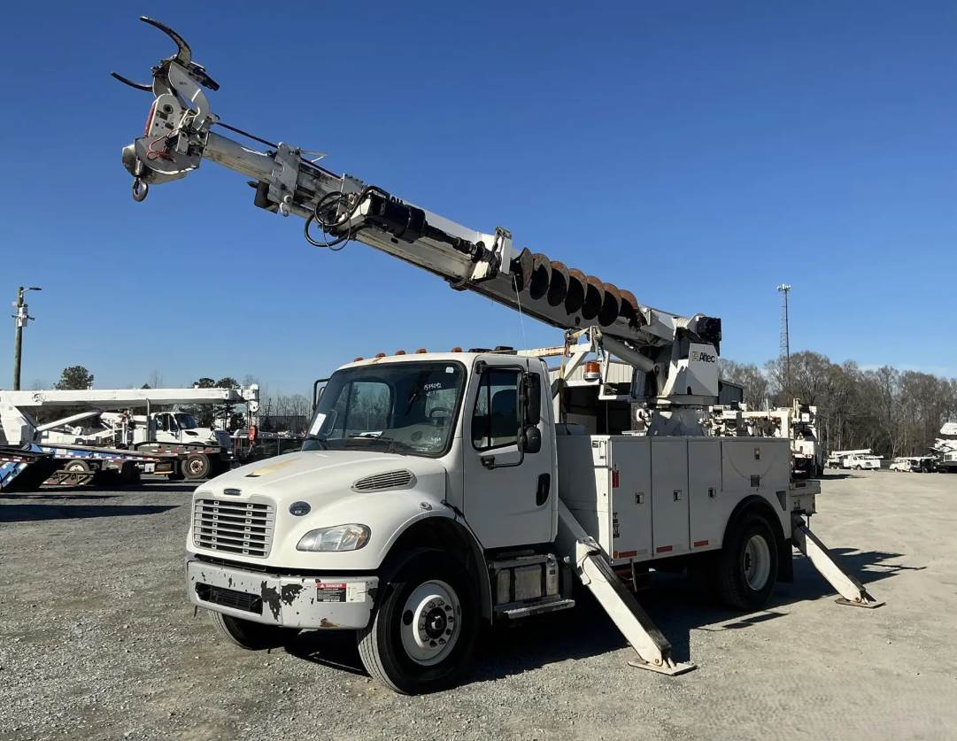 Freightliner M2 106