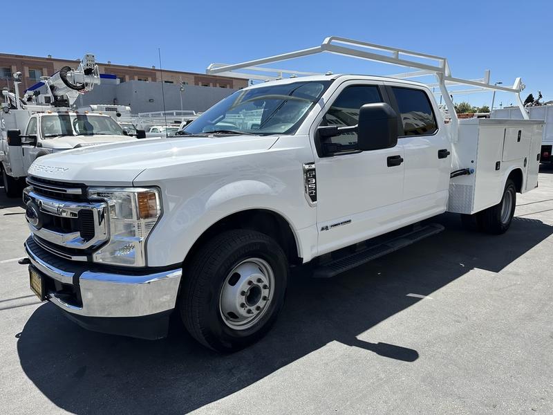 Ford F-350 S.D. Crew Cab Diesel Service Truck