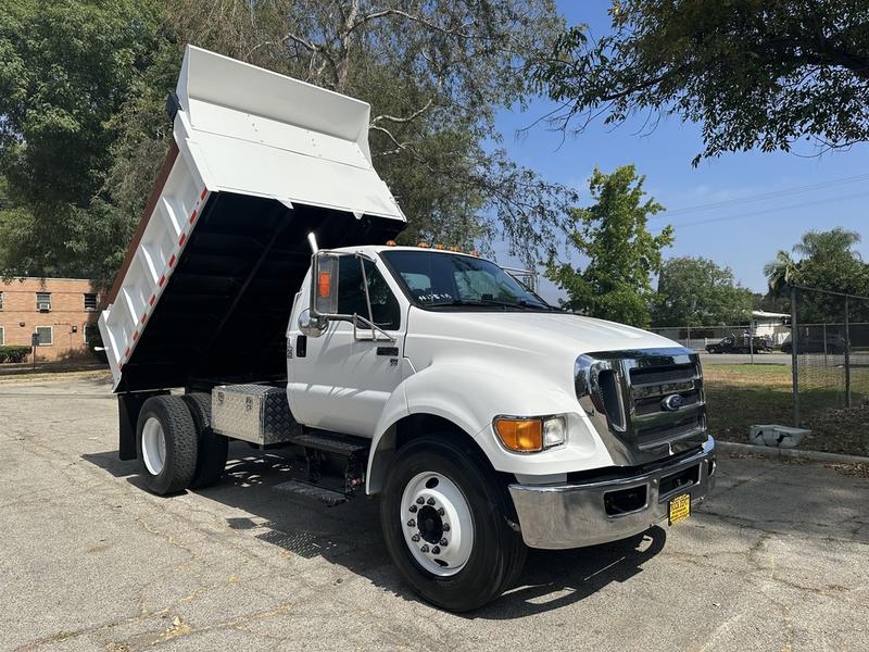 Ford F-650 S.D. Gravel Dump Truck
