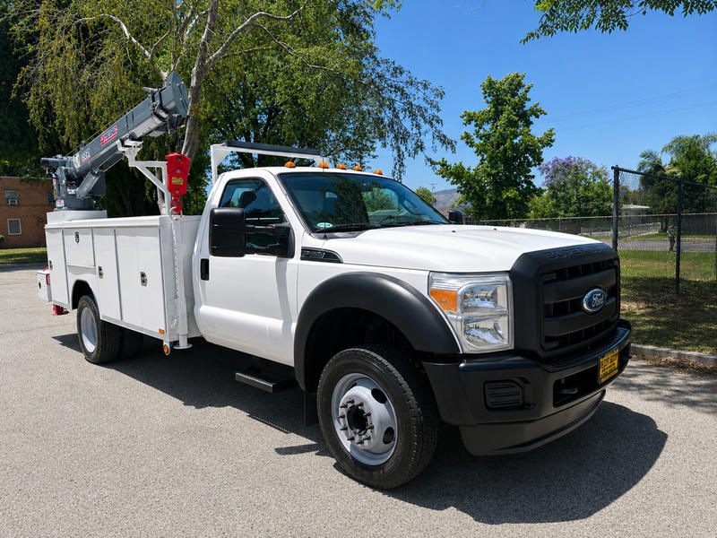 Ford F-450 S.D. Mechanics Truck