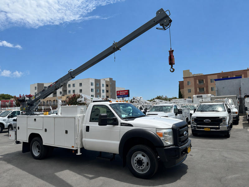 Ford F-450 S.D. Mechanics Truck