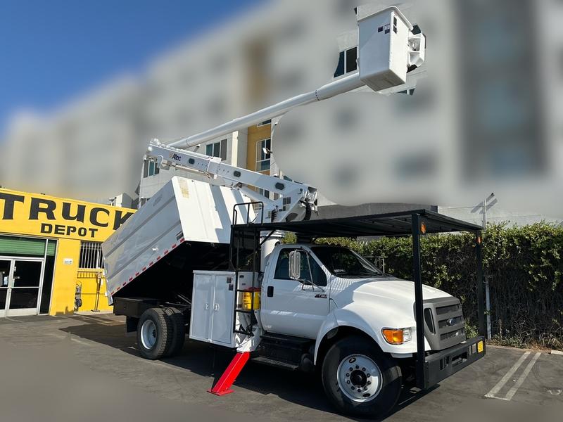 Ford F-750 S.D.