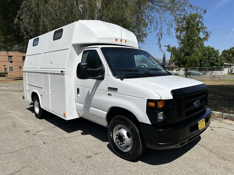 Ford Econoline E-350