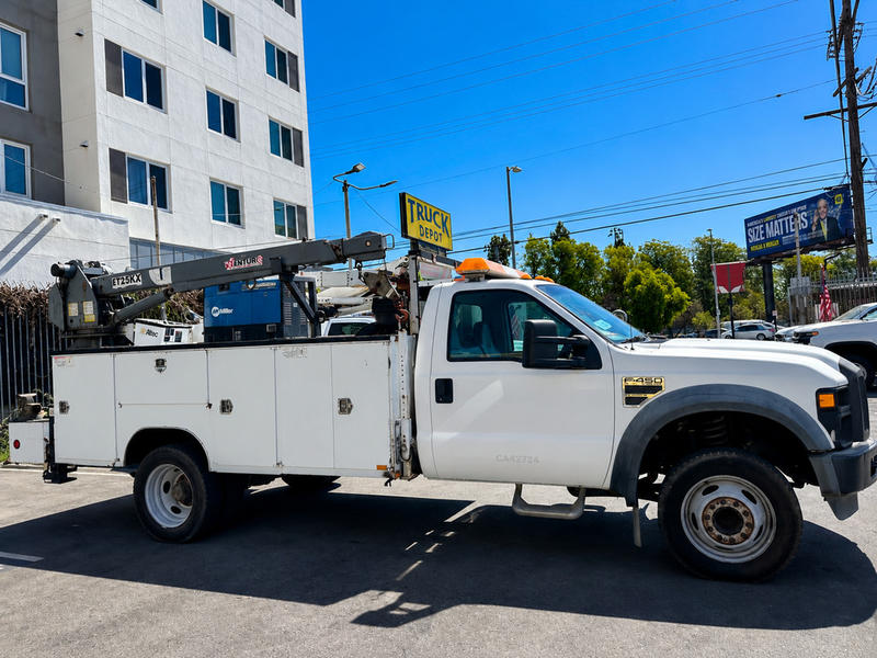 Ford F-450 S.D.