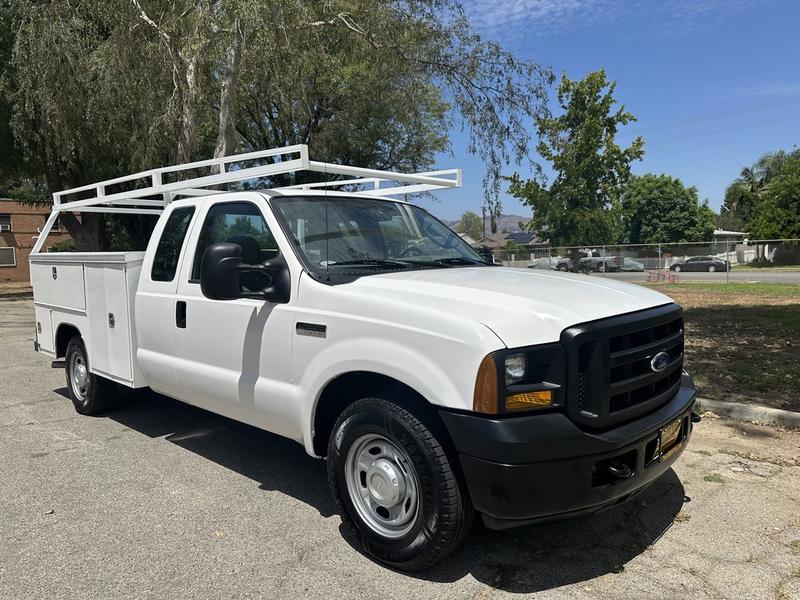 Ford F-250 S.D. Service Truck