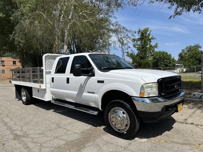 Ford F-450 S.D. Crew Cab Stake Bed