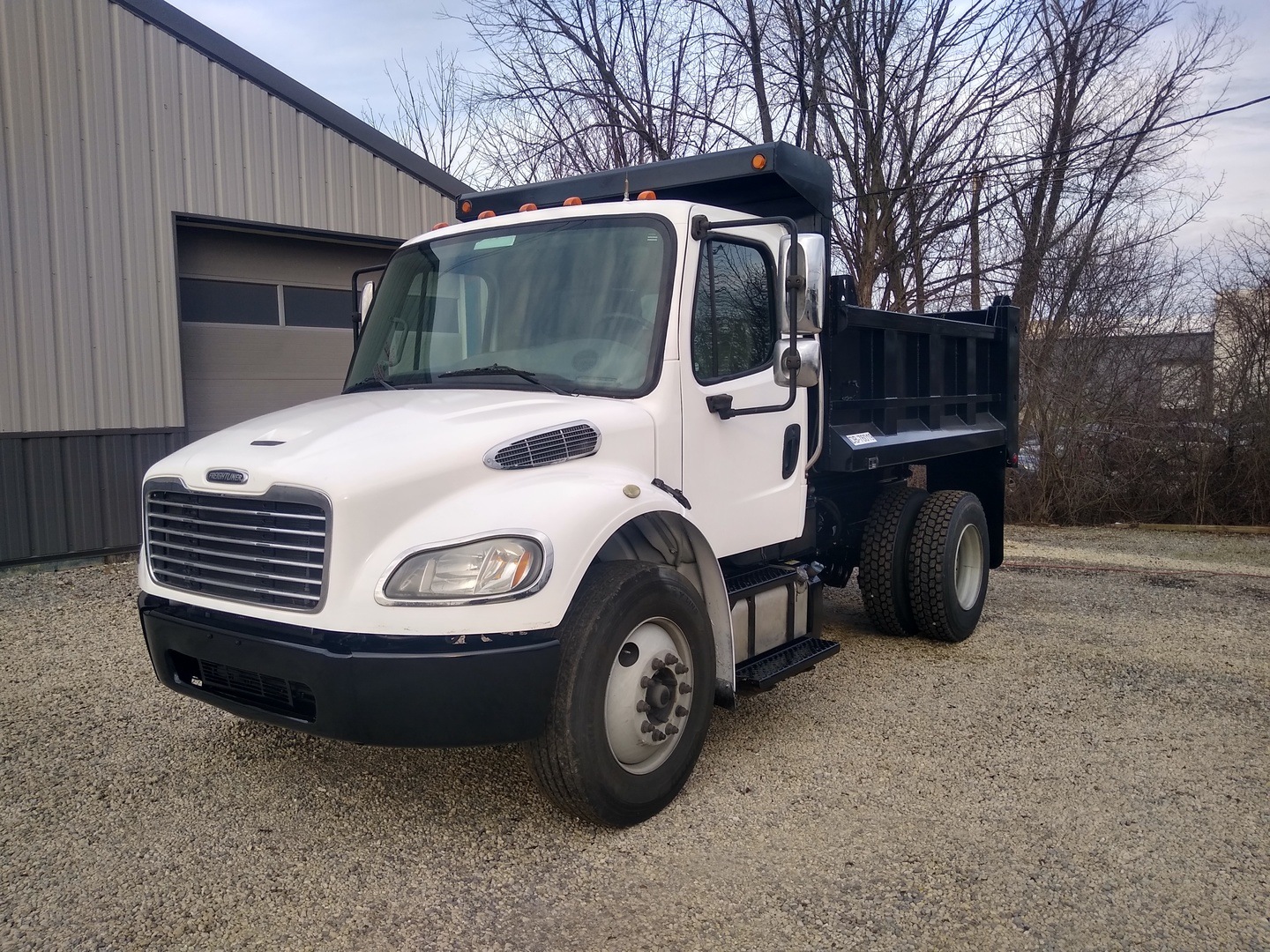 Freightliner M2 DUMP