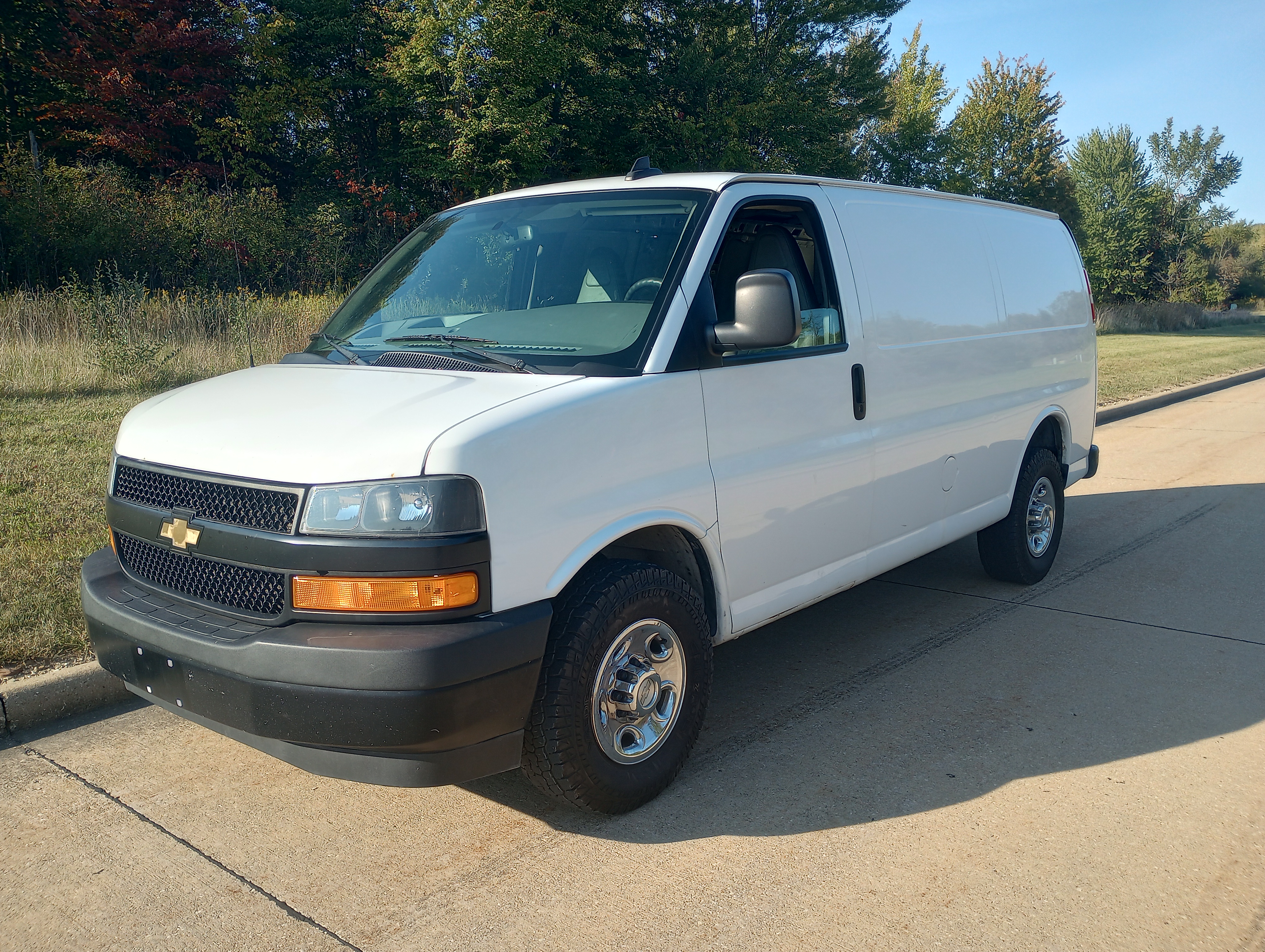 Chevrolet G2500 EXPRESS CARGO VAN